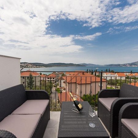 Apartment Tamara - great view Trogir Exterior foto