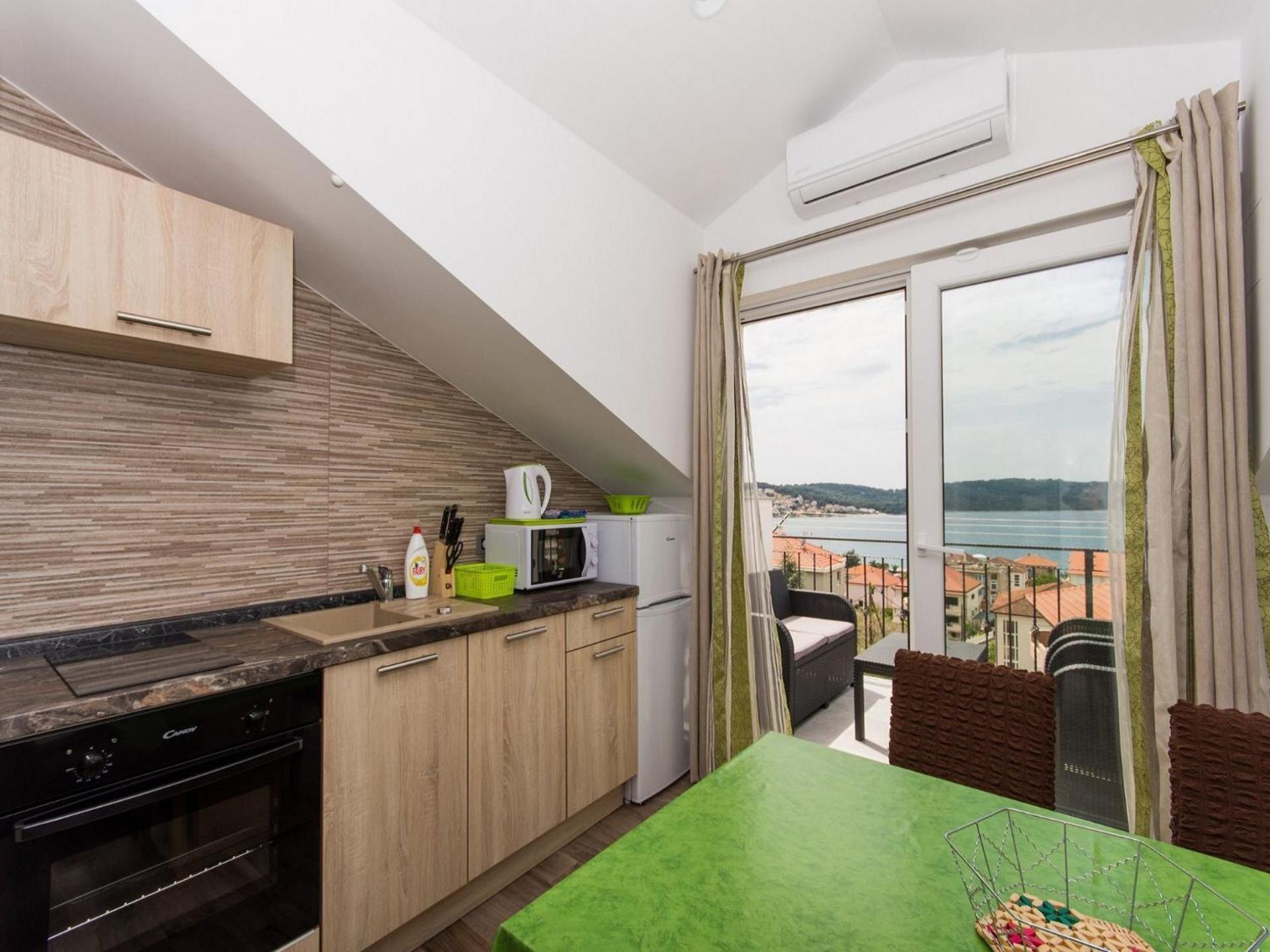Apartment Tamara - great view Trogir Exterior foto